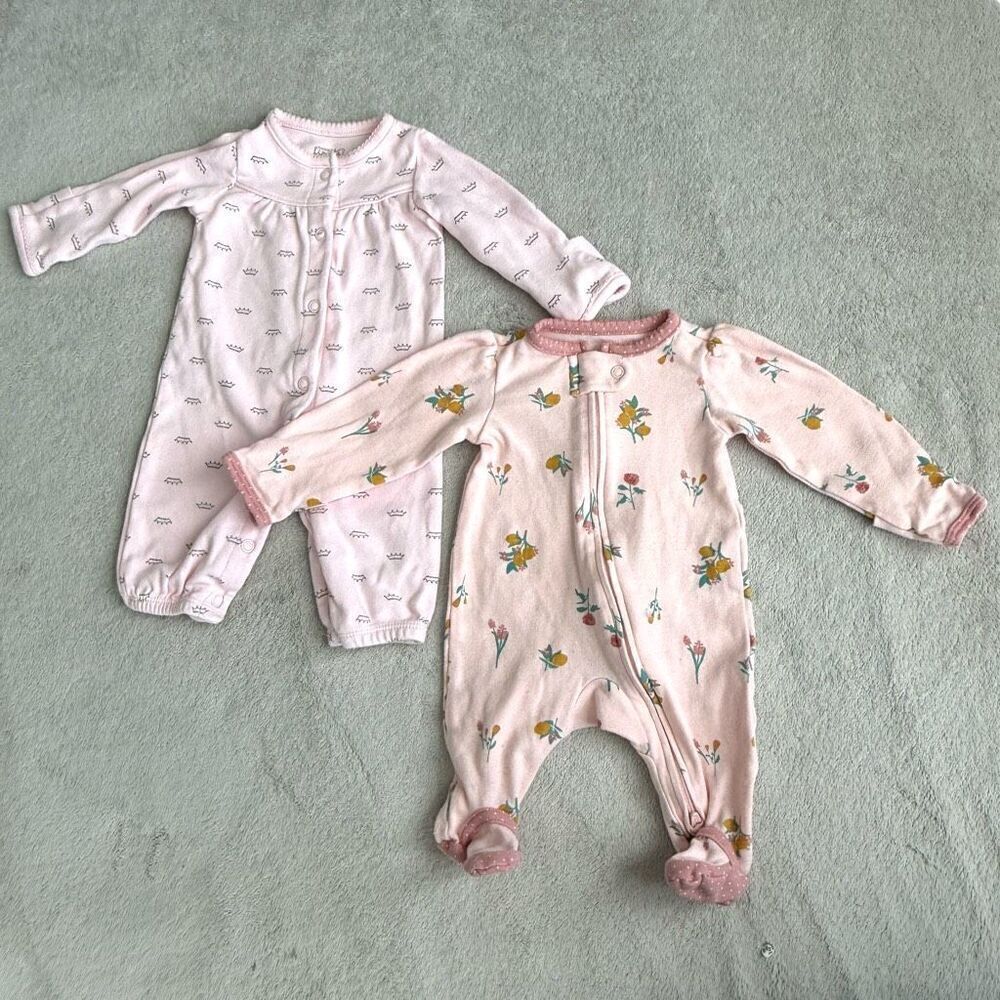 Carter’s Newborn Long sleeved Pajamas Bundle